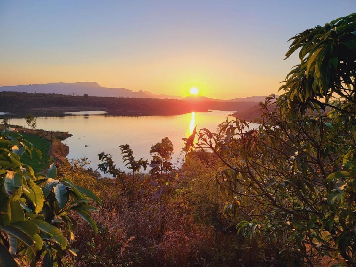 Eze Nof - A Hilltop Villa With 360º Water View Nashik Luaran gambar